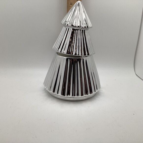 Silver 2 Piece Christmas Tree Candle Whispbering Woods 6 oz candle - Picture 3 of 5